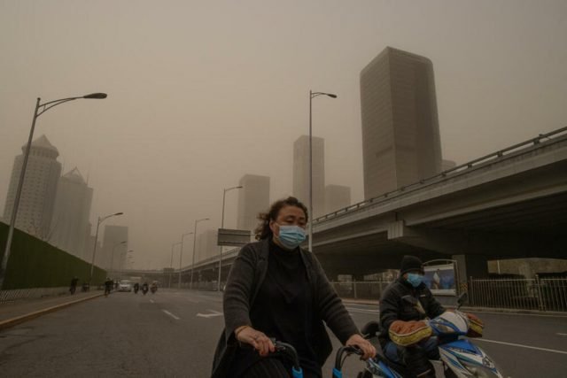 Beijing again hit by a sandstorm