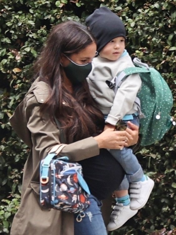 Pregnant Meghan Markle with her son Archie in California