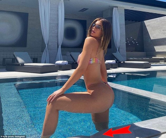 Take a look at Kardashians' most popular Photoshop fails