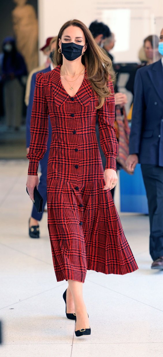 Kate Middleton in a plaid red dress for a visit to a museum in London