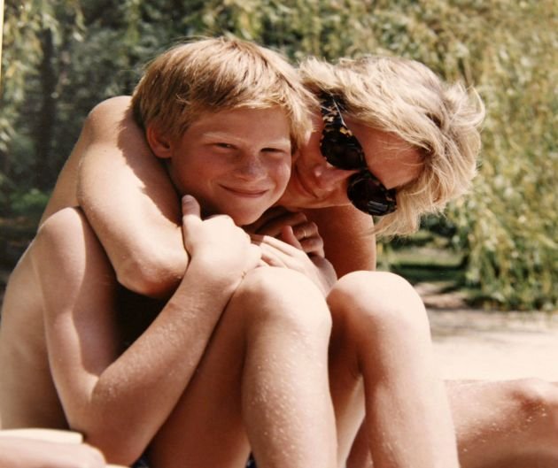 Prince Harry: "The memories are the same - my mother is crying and running away from the paparazzi, and my brother and I are helpless in the car"