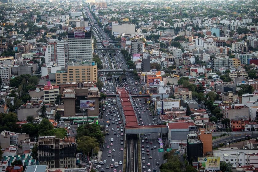 Mexico City sinks 3 inches a year due to an underground lake