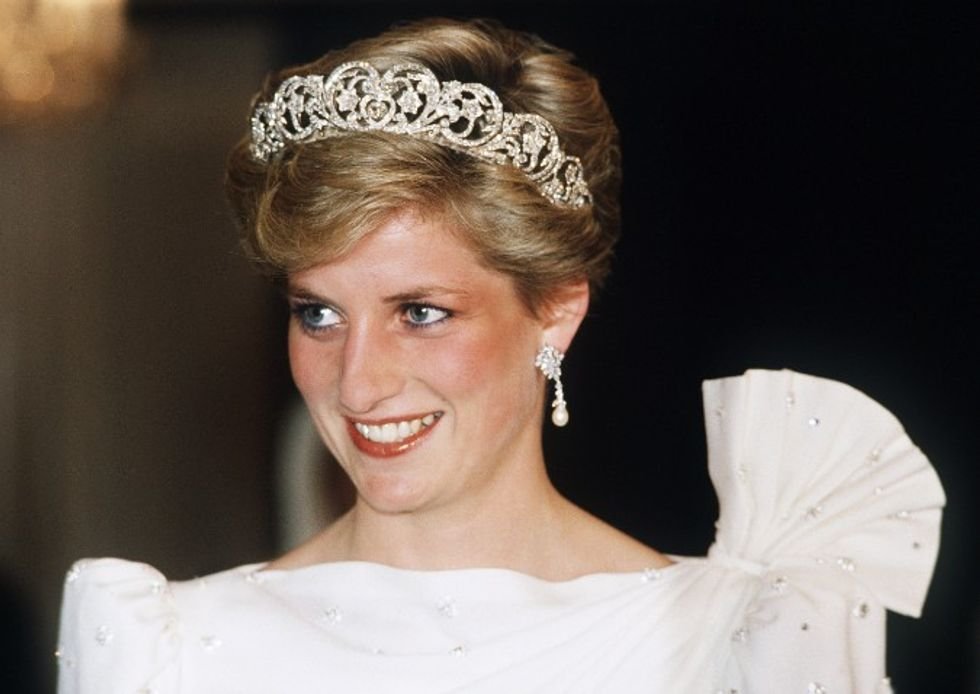 6 times when Princess Diana violated the strict rules and protocols of the Royal Family