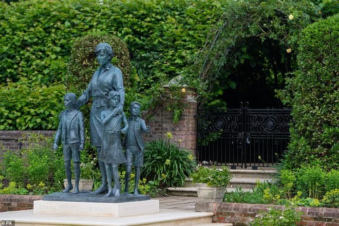 Revealed verses under the statue of Lady Di: Have special meaning for her sons and her