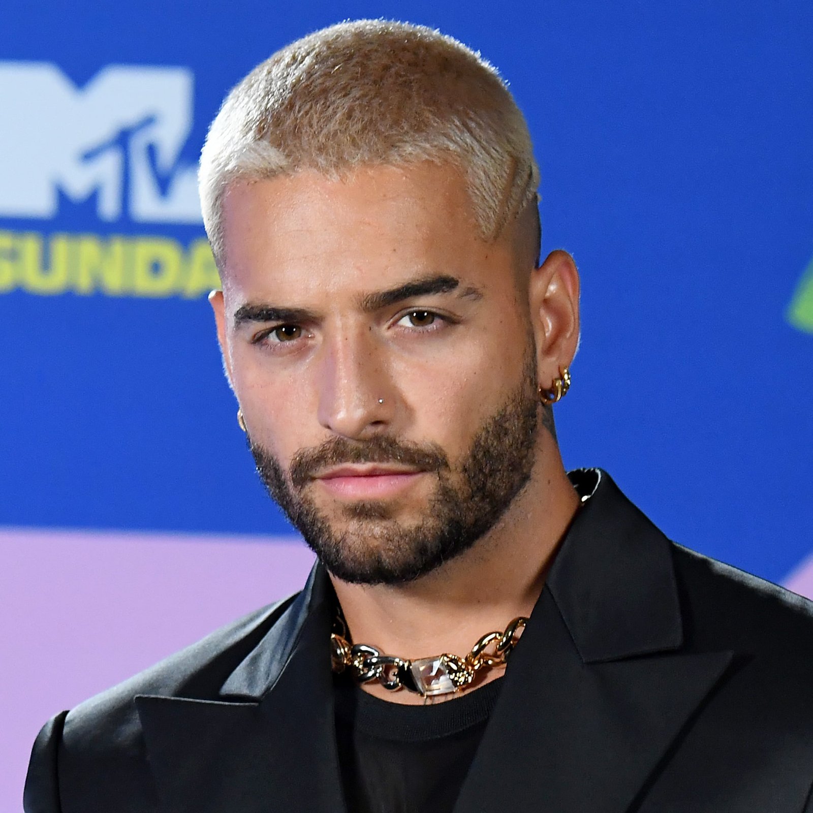 Maluma is drunk and in love in the new video for Sobrio