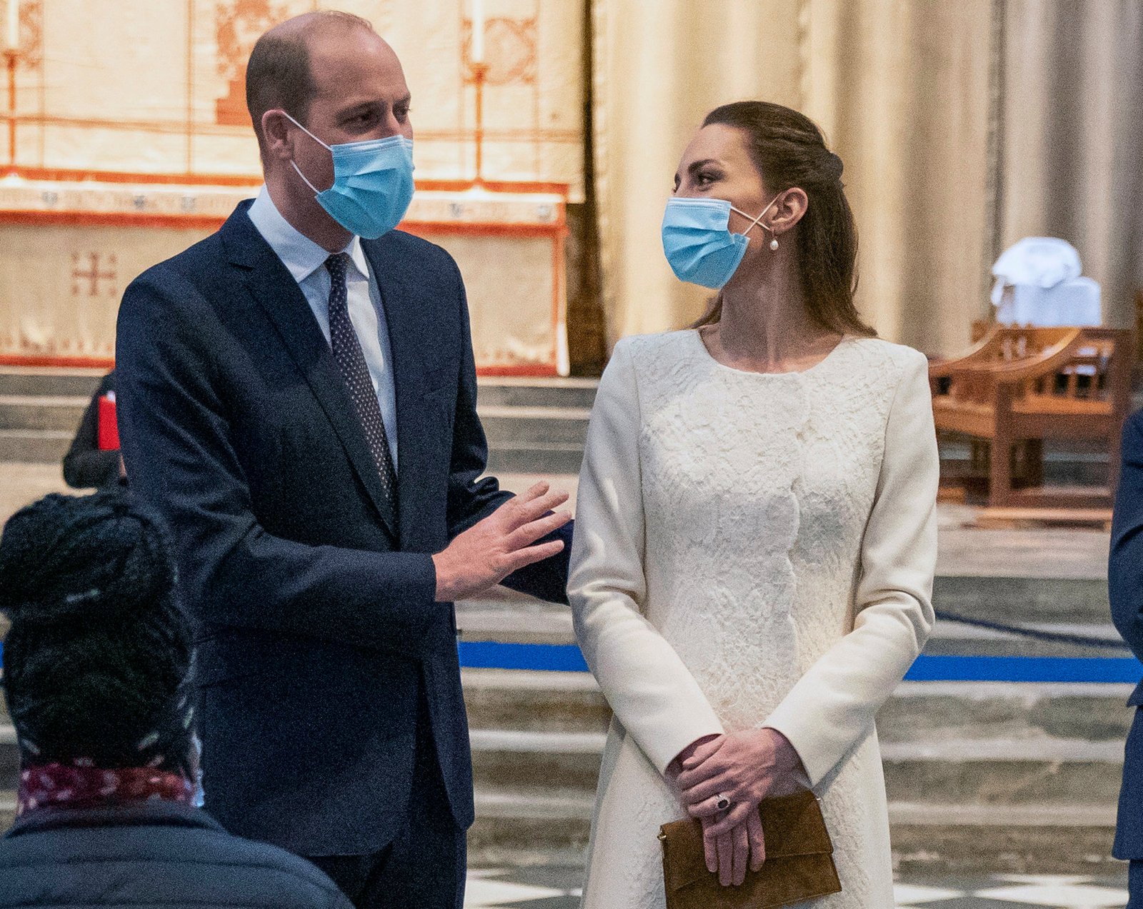 Catherine, Duchess of Cambridge in self-isolation - She had contact with an infected person