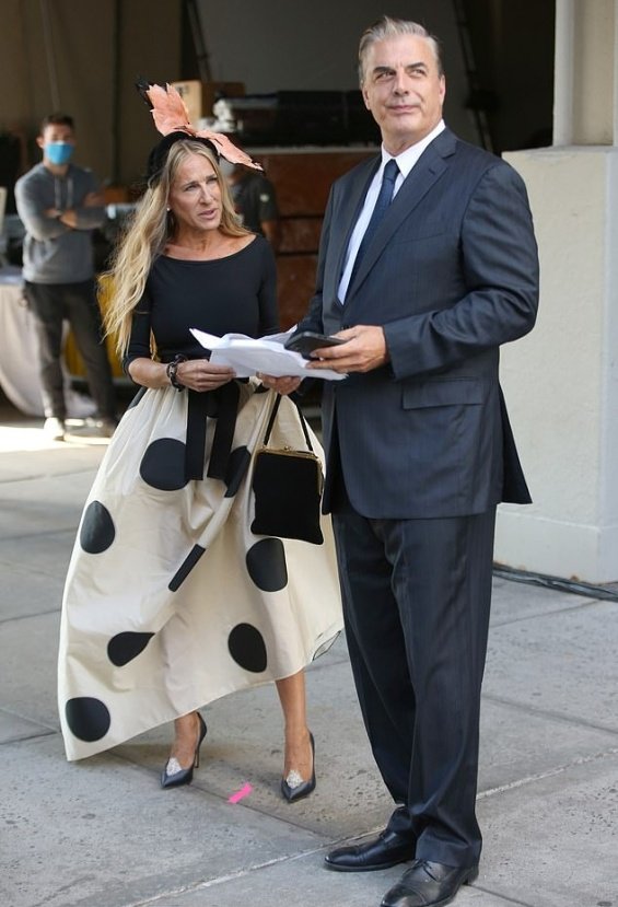 Carrie Bradshaw and Mr. Big on the set of Sex and the City sequel