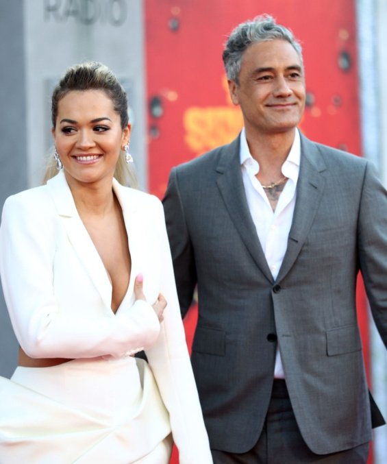 For the first time together on the red carpet: Rita Ora with boyfriend Taika Waititi at the premiere