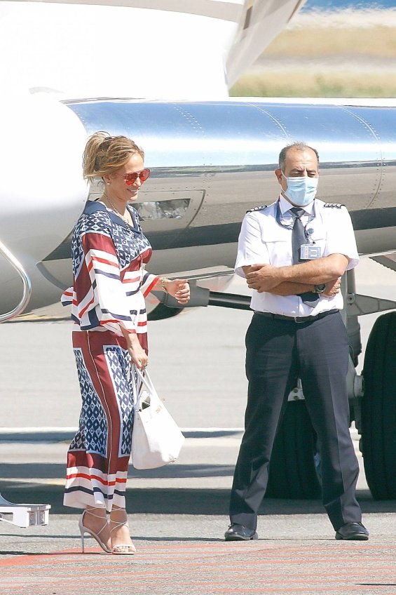 Modern traveler: Jennifer Lopez in a set from Valentino in Saint Tropez