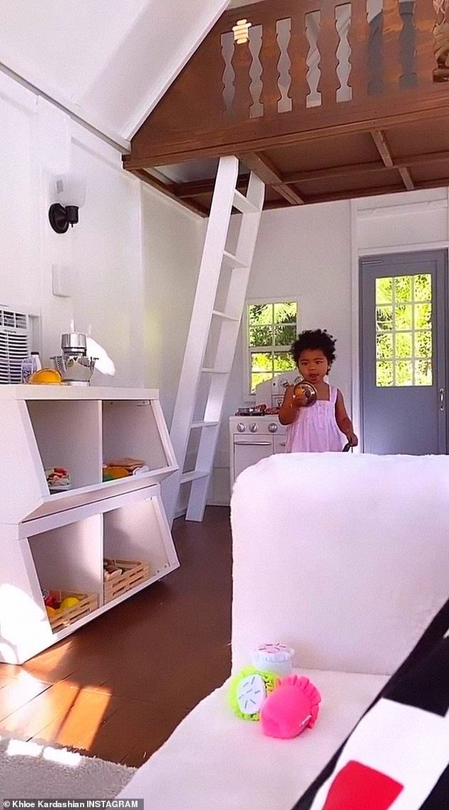 $12,500 playhouse, mini Bentley car for daughter - How does Khloé Kardashian spend millions?