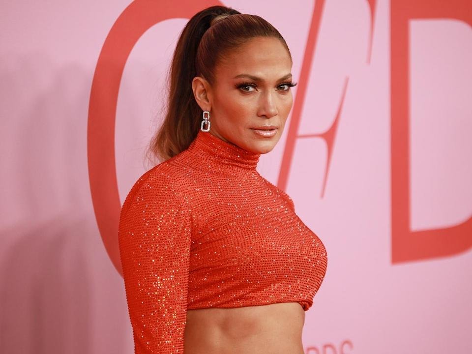 Take a look at the luxury penthouse that JLO can't sell for 4 years