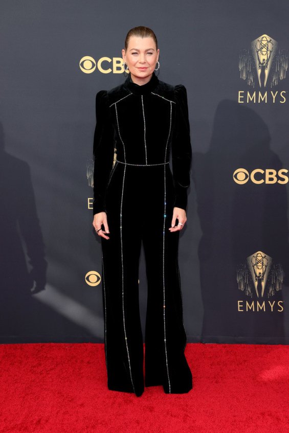 PHOTO: Emmy Awards 2021 Red Carpet Fashion