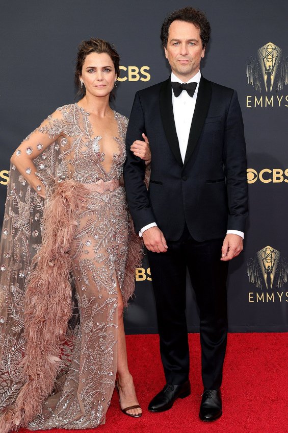 PHOTO: Emmy Awards 2021 Red Carpet Fashion