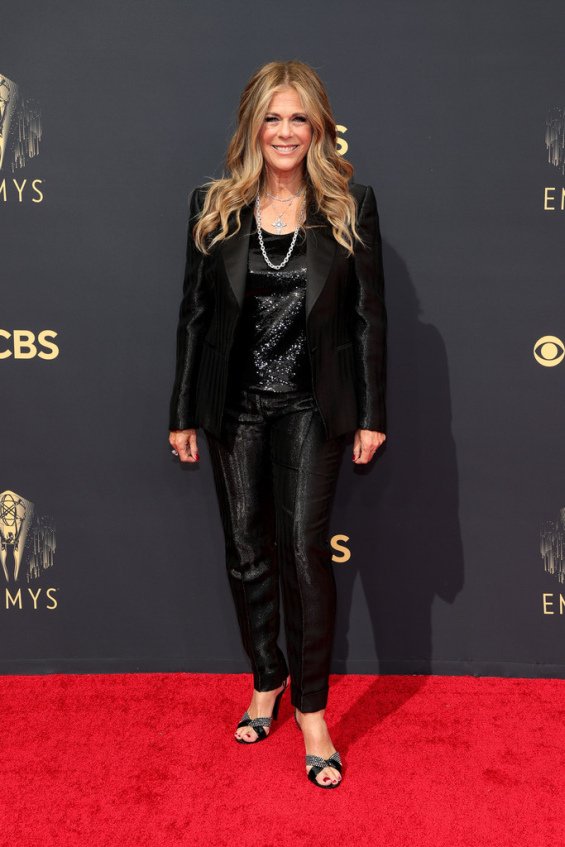 PHOTO: Emmy Awards 2021 Red Carpet Fashion