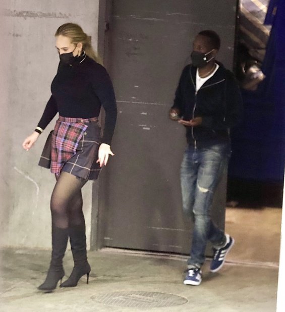 PHOTO: Adele in a mini skirt for a love date with new boyfriend Rich Paul