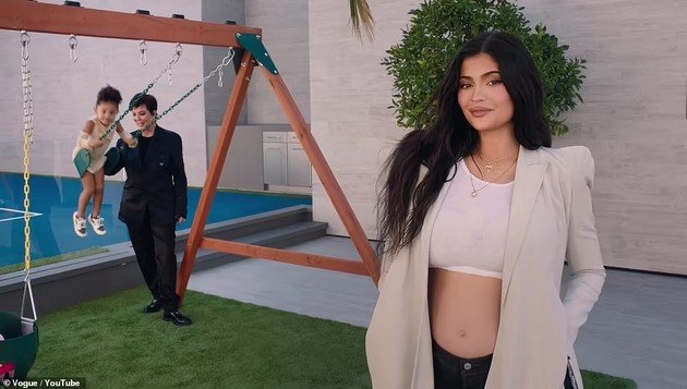 Pregnant Kylie Jenner opens doors to $35 million home - See what details she reveals about herself