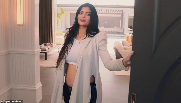 Pregnant Kylie Jenner opens doors to $35 million home - See what details she reveals about herself