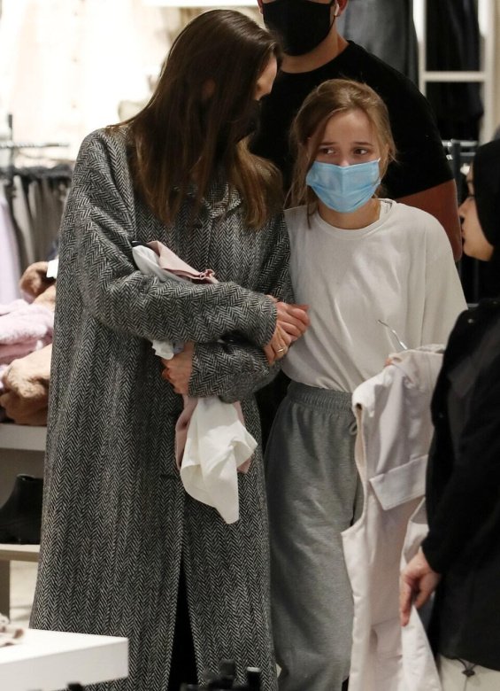 Angelina Jolie photographed with her daughter Vivienne while shopping