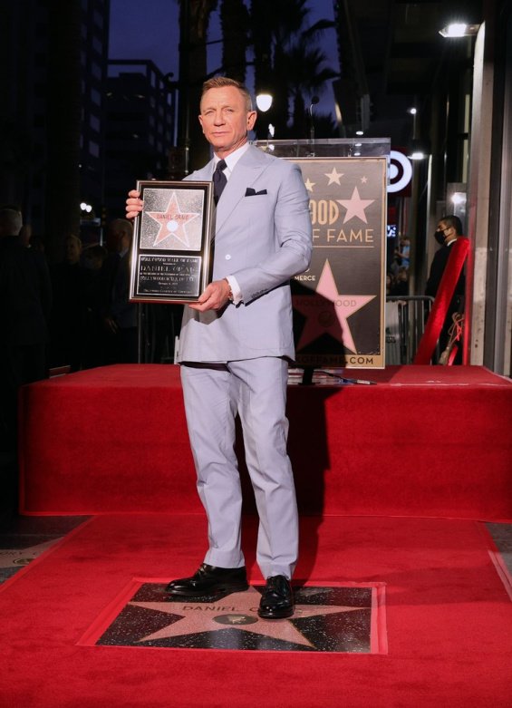 Daniel Craig received his star on the Hollywood Walk of Fame