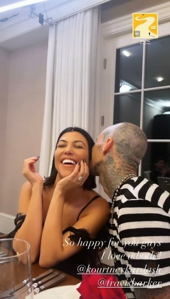 Diamond ring and a huge heart of roses: Kourtney Kardashian and Travis Barker got engaged