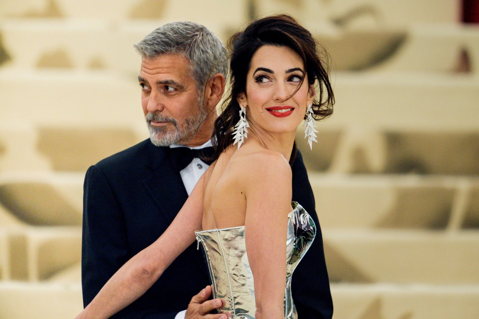 Beauty that looks flawless even in the 5th decade of life: These are the secrets of Amal Clooney