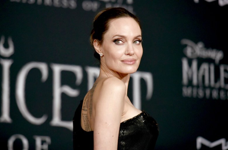 Angelina Jolie photographed again with her ex-husband