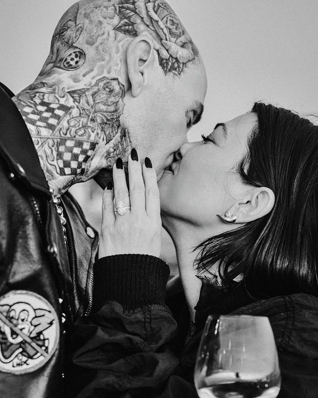 Cover the ex's name with Kourtney's lips - Take a look at Travis Barker's most striking tattoos and their significance
