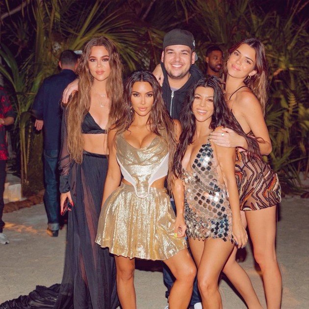 Check out why the Kardashian sisters' brother Rob Kardashian withdrew from the public eye