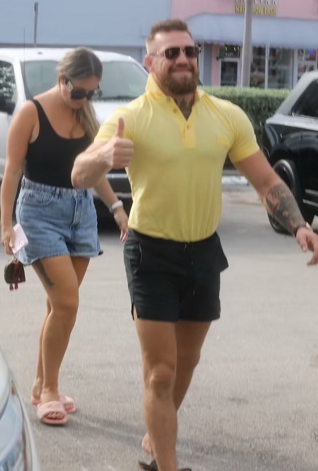 Millionaire Conor McGregor photographed with his fiancée in Los Angeles