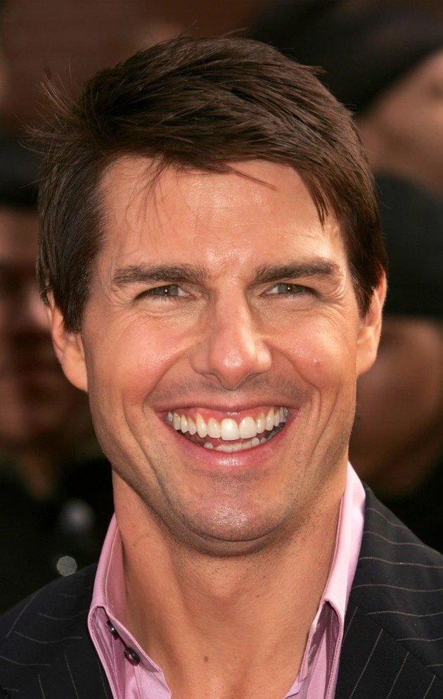 Tom Cruise again unrecognizable by aesthetic corrections