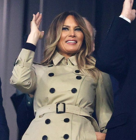 Melania Trump alongside Donald at a baseball game - A video in which "rolls her eyes" became a Twitter hit