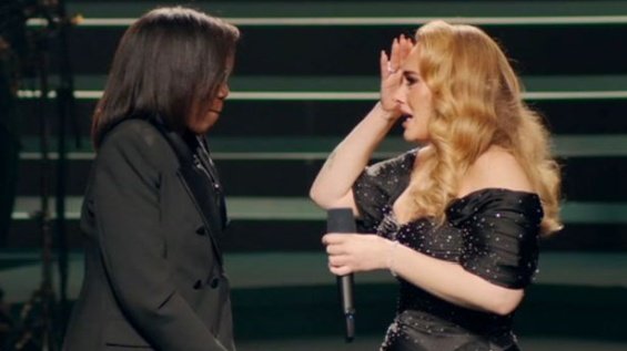 Adele cried in the middle of the performance when the teacher who changed her life appeared (VIDEO)