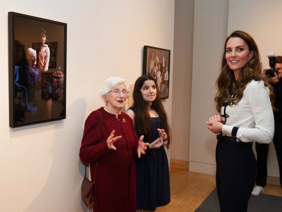 Duchess Catherine with modern autumn styling for a visit to the Imperial Military Museum in London