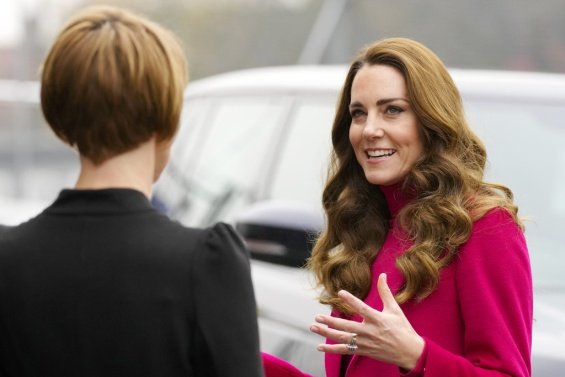 Duchess Catherine visits a school in London