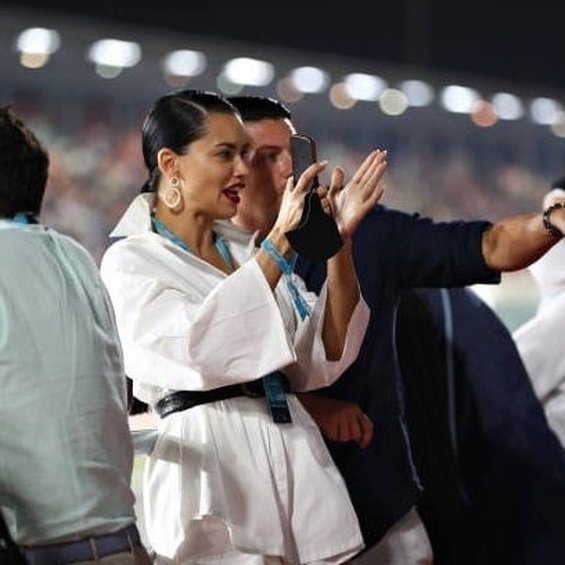 Adriana Lima and Andre Lemmers watched the race for the Qatar Grand Prix