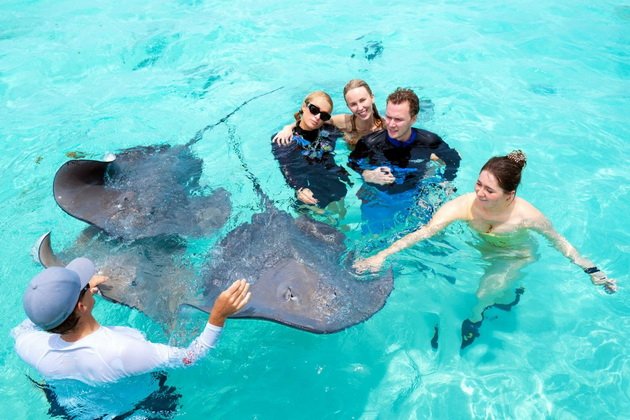 Paris Hilton enjoys a honeymoon in Bora Bora with her new husband
