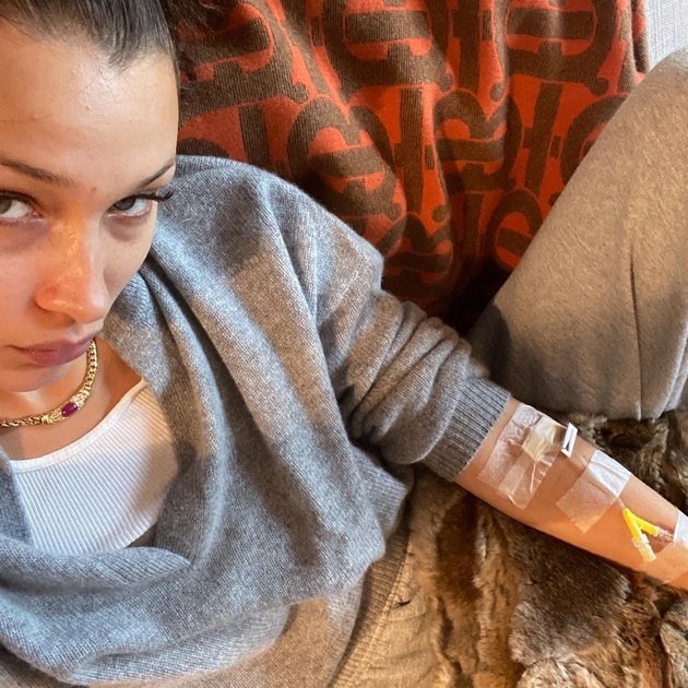 With tears in her eyes Bella Hadid spoke about mental health: "I feel guilty that I have depression"