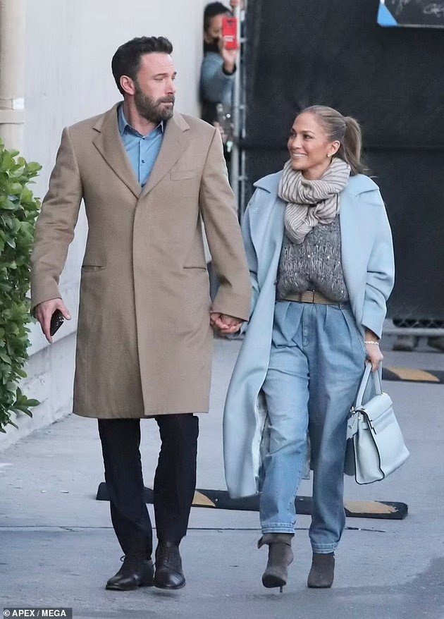 Ben Affleck angered Twitter users and JLO with one move