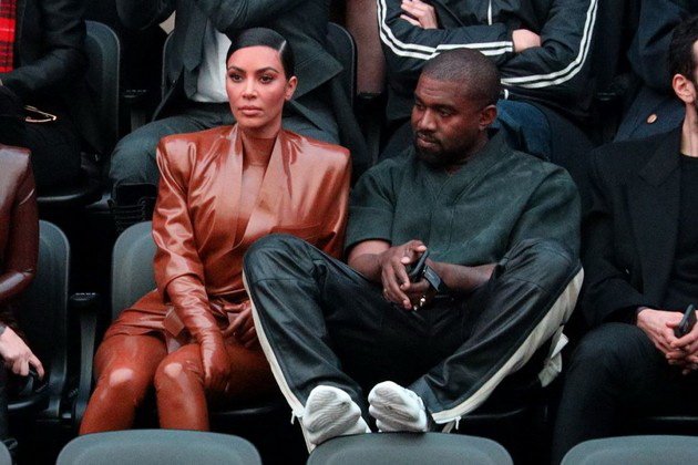 Kim Kardashian ignores Kanye and wants to get rid of the surname West: "Nothing saves our marriage, I deserve a new life"