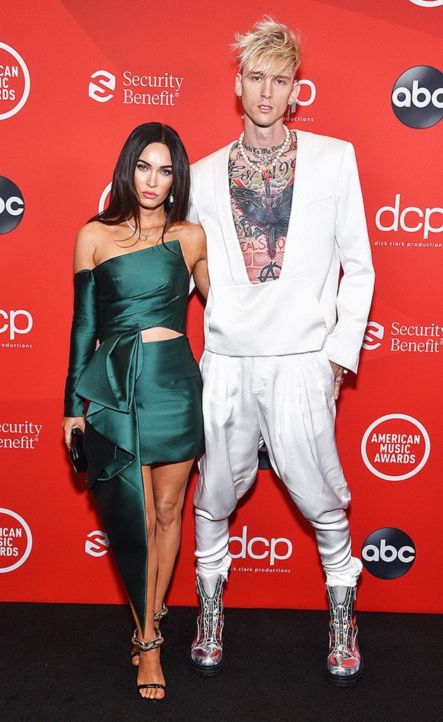Machine Gun Kelly and Megan Fox share bizarre moments from their relationship