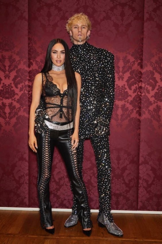 Megan Fox and Machine Gun Kelly in striking stylings - First appearance of the couple after the engagement