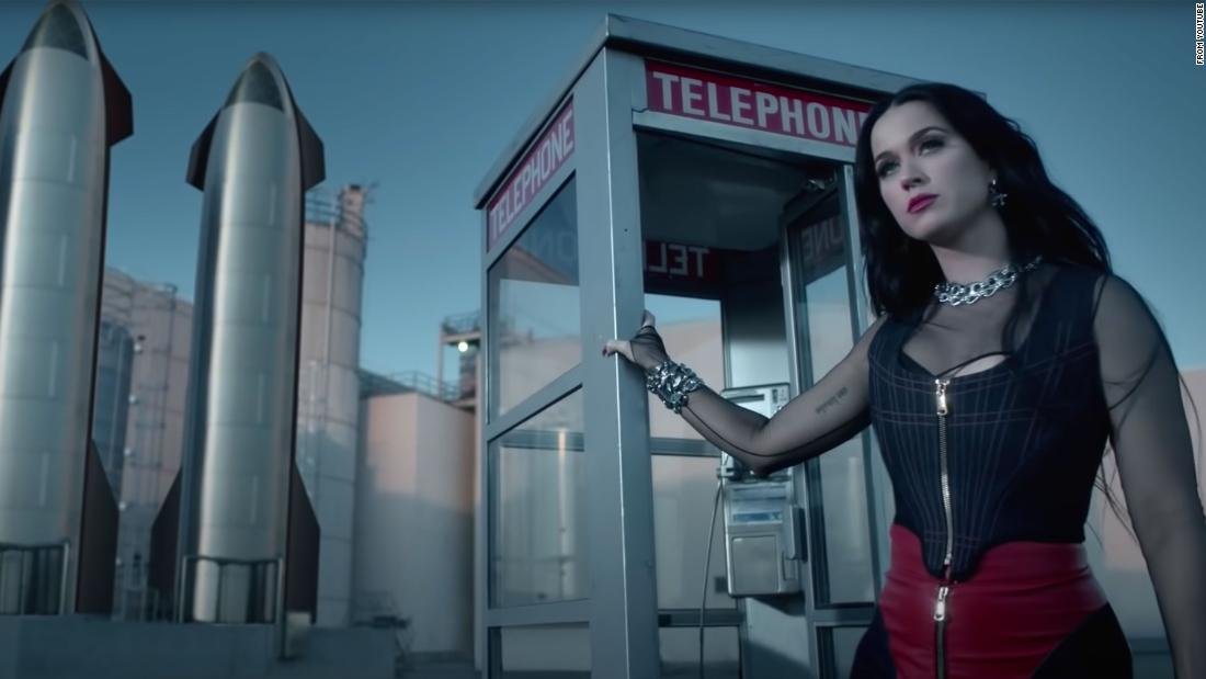 VIDEO: Katy Perry's futuristic video for the new song "When I'm Gone"