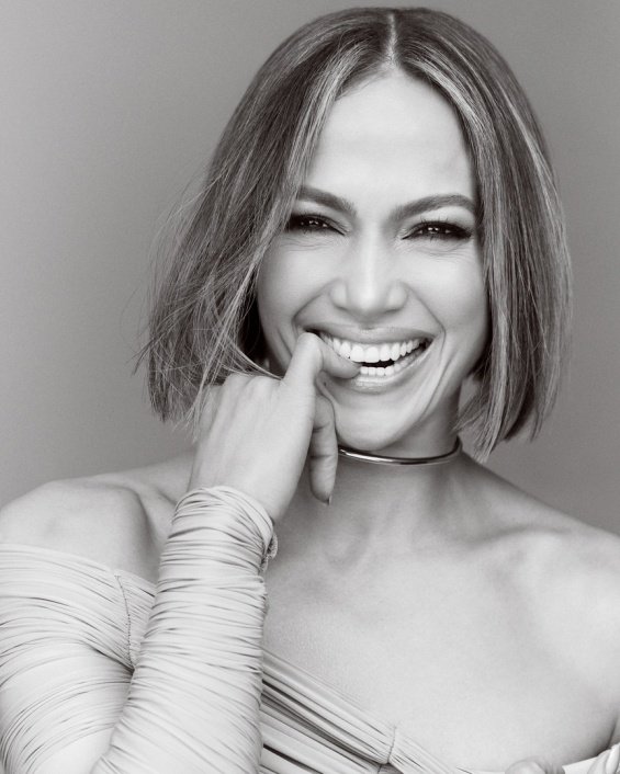 Jennifer Lopez in a provocative photoshoot for "Rolling Stone"