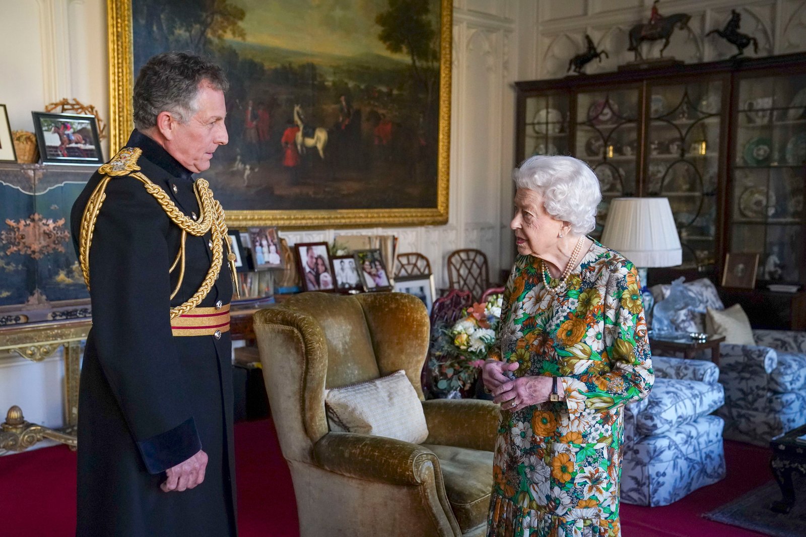 Queen Elizabeth II infected with coronavirus