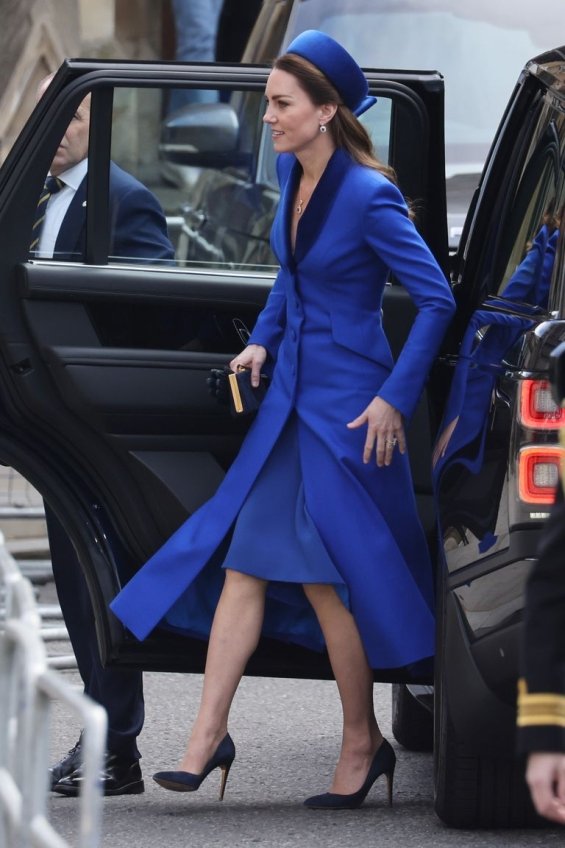 Duchess Catherine in elegant styling at a ceremony in London