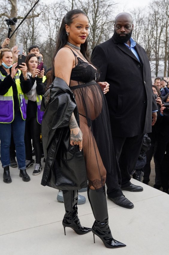 Rihanna provocative in see-through lingerie at the Dior show in Paris