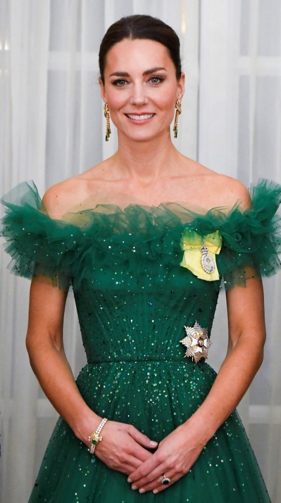 Duchess Catherine and Prince William elegant at a Jamaican reception