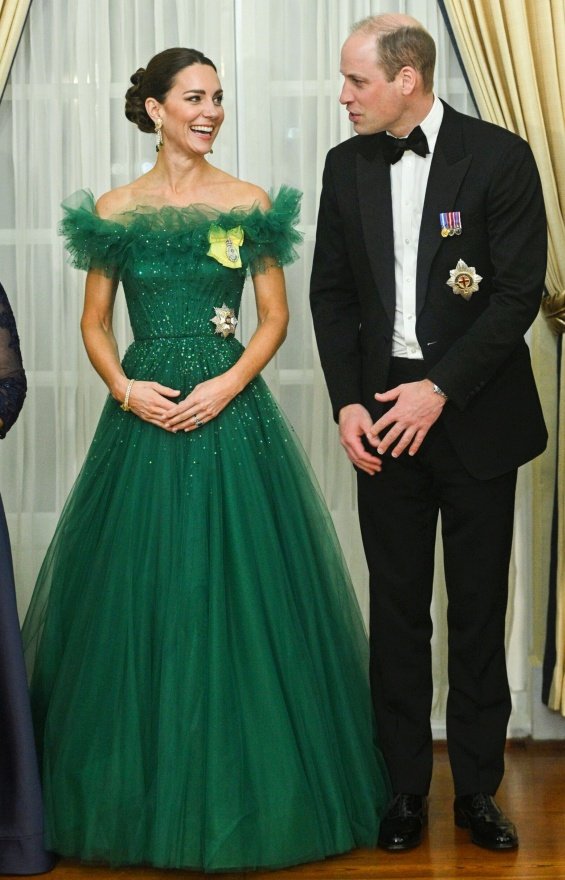 Duchess Catherine and Prince William elegant at a Jamaican reception