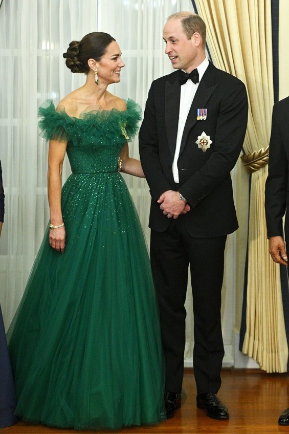 Duchess Catherine and Prince William elegant at a Jamaican reception