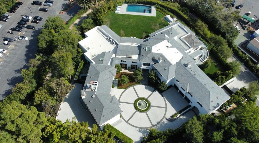 Ben Affleck and JLO start living together in a villa worth $50 million